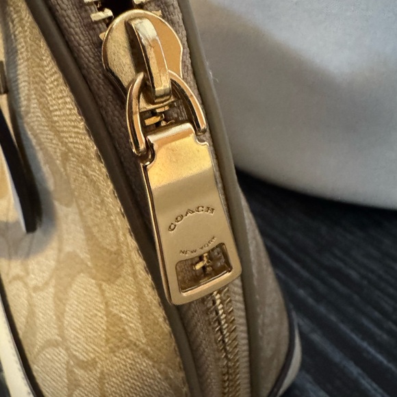 Coach Beige/White Signature Coated Canvas and Leather Sierra Satchel - Picture 10 of 14